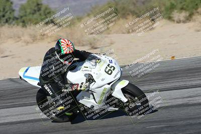 media/Dec-01-2025-Moto Forza (Mon) [[2daa91e15f]]/2-Intermediate Group/Session 4 Turn 9/